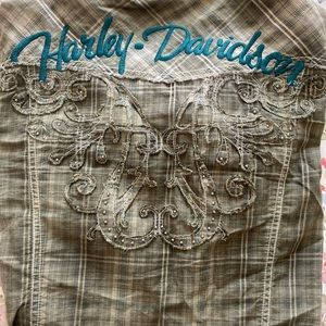 Harley-Davidson Tops - Women’s Harley Davidson snap front top size XL Harley-Davidson Tops - Women’s Harley Davidson snap front top size XL